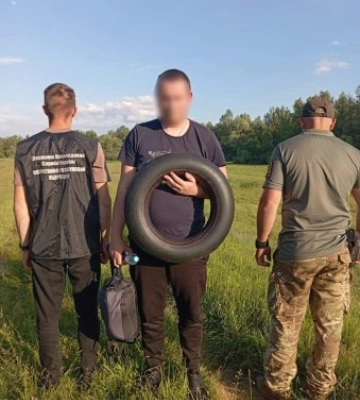 Допоможе потрапити по ріці  в Румунію: Гумову камеру за 6000 Євро купив 28 річний харків’янин