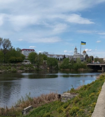 Чим дихали сумчани у квітні