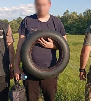 Допоможе потрапити по ріці  в Румунію: Гумову камеру за 6000 Євро купив 28 річний харків’янин