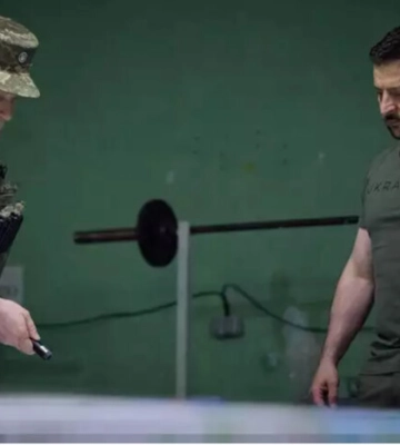 Всюди зберігаємо контроль: Зеленський обговорив із Сирським ситуацію на Харківщині та донецьких напрямках