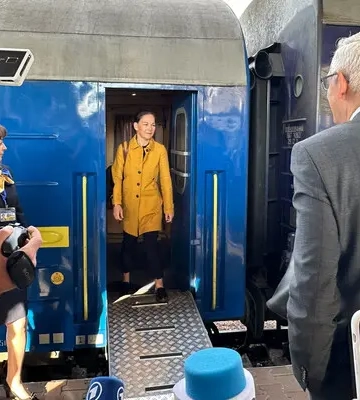 Глава МЗС Німеччини неанонсовано прибула до Києва