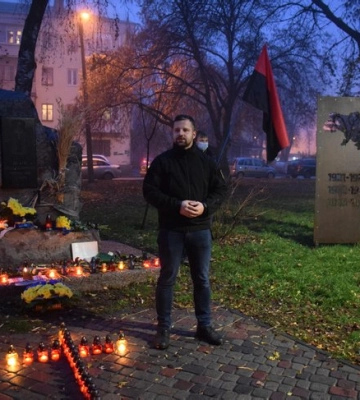 &quot;Говорив зі всіма та чув кожного&quot;: у Полтаві вшанували пам&#039;ять воїна і депутата Юліана Матвійчука, який рік тому помер на війні
