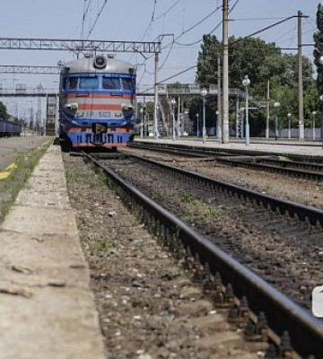 Смертельні ДТП на залізничних переїздах: скільки випадків цьогоріч зафіксували на Дніпропетровщині
