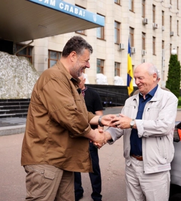 Дві громади Житомирщини отримали від МОЗ по дороговартісному електромобілю для своїх медзакладів. ВІДЕО