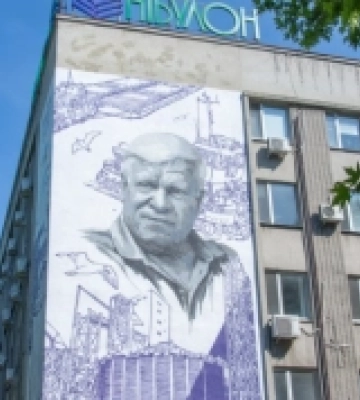 У Миколаєві завершили стінопис, присвячений Олексію Вадатурському