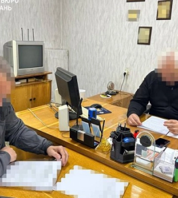 На Донеччині правоохоронці безпідставно нарахували підлеглим 2,6 млн грн &quot;бойових&quot;