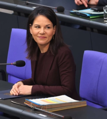 Голова МЗС Німеччини Бербок приїхала до Києва