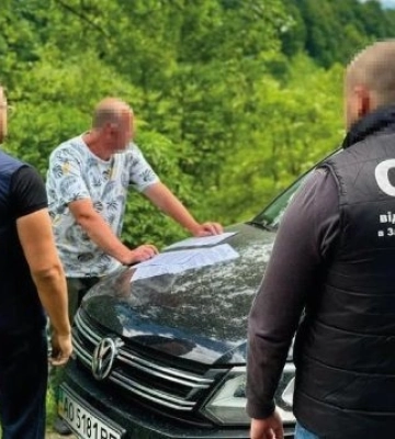 Завдав збитків на 1,5 млн грн: на Закарпатті оголошено підозру посадовцю лісгоспу