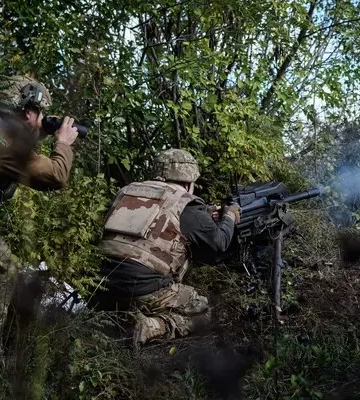 Попри новий фронт на Харківщині, основні бої відбуваються не там – британська розвідка