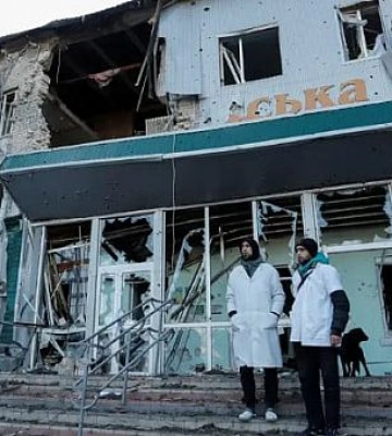 В Україні за час повномасштабної війни зруйновано вщент 211 об’єктів медзакладів, 1600 пошкоджено