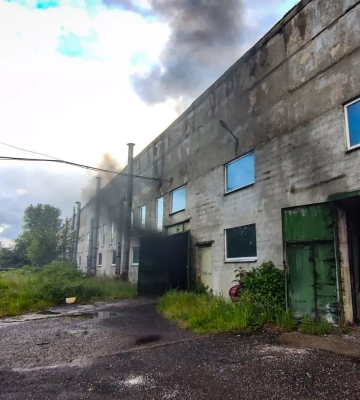 У Виноградові горіло в цеху заводу пластмасових сантехнічних виробів (ФОТО)