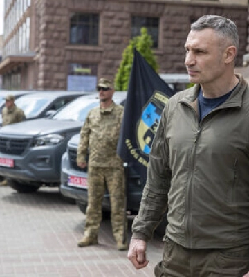 Кличко передал защитникам Волчанска 150 fpv-дронов, еще 350 беспилотников от громады Киева на подходе