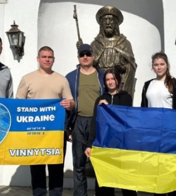 У Вінниці стартувала естафета українського прапора європейськими шляхами Святого Якова