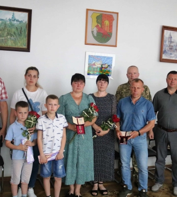 У Горохові рідним загиблих захисників вручили їхні нагороди