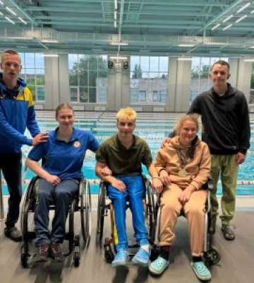 Вісім миколаївських спортсменів здобули 24 медалі на чемпіонаті України з параплавання