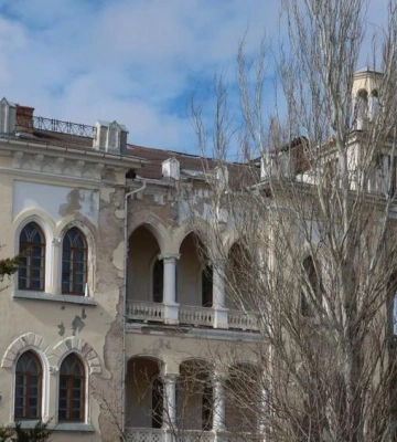 Окупаційна влада Криму виставили на торги три історичні дачі