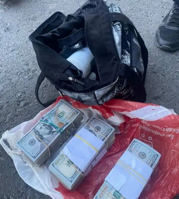 На Одещині у іноземця конфіскували валюту