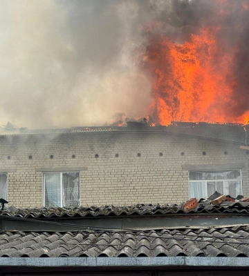 Зруйновано дитсадок і ринок — росіяни 21 травня вдарили КАБами по Золочеву на Харківщині