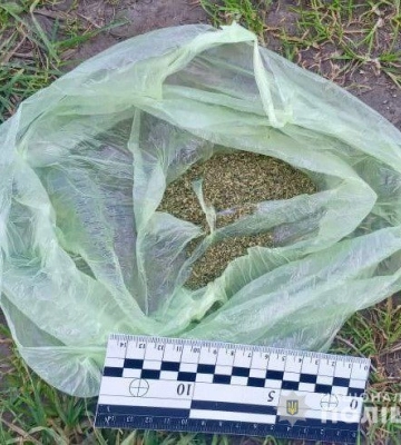 На Конотопщині поліцейські викрили чотирьох наркозлочинців