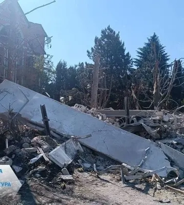 РФ завдала ракетного удару по місту в Донецькій області: двоє людей загинули