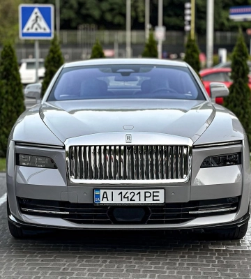 В Киеве заметили новейший электромобиль Rolls-Royce за $600 000 