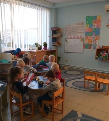 У Луцьку в маленькій школі вчителька обізвала хлопчика «тряпкою» (відео)