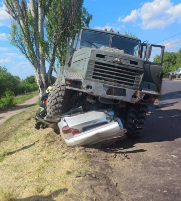 На Донеччині у ДТП загинули поліцейські