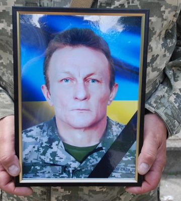 Шосткинщина попрощалася із земляком-захисником України Віктором Вороніним