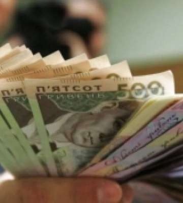На Волині податківці переконали майже 3 тисячі роботодавців платити працівникам не менше мінімалки