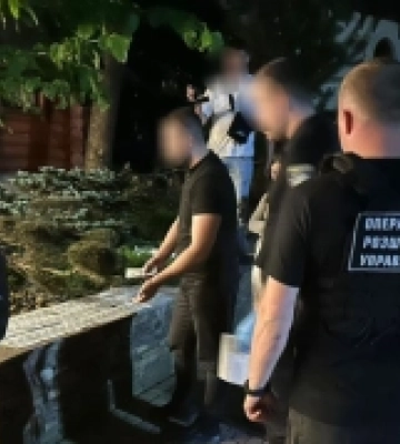 Житель Львівщини організував на ЗакарпатЖитель Стрийщини організував на Закарпатті канал переправлення чоловіків через кордонті канал переправлення чоловіків через кордон