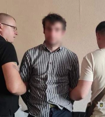 Пострадали по меньшей мере 4 женщины: полиция рассказала о мужчине, который бил женщин в Днепре
