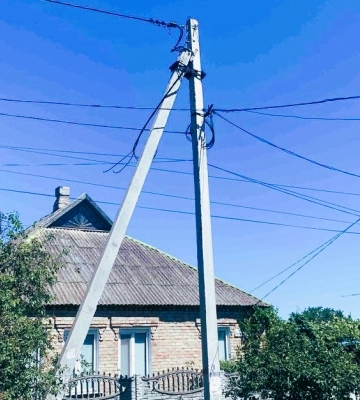 Енергетики ДТЕК відновили електропостачання після обстрілів у 4 населених пунктах на півдні Дніпропетровщини