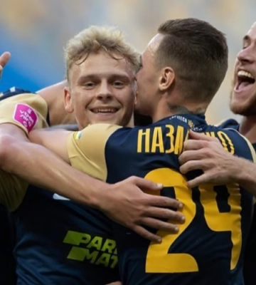 Збираються скористатися фінансовими проблемами клубу: чемпіон України хоче підписати молодого футболіста з Луцька