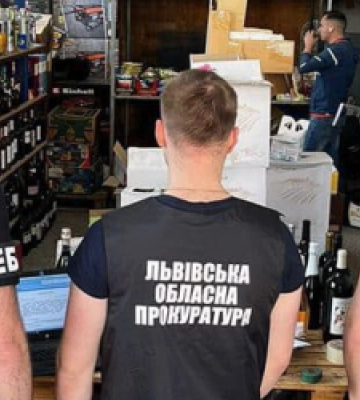 На Львівщині вилучили 3 000 літрів контрафактного алкоголю