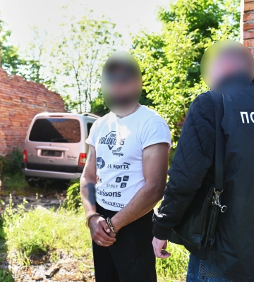 Злодій-гастролер викрав на Рівненщині два авто та «обчистив» будинок (ВІДЕО)