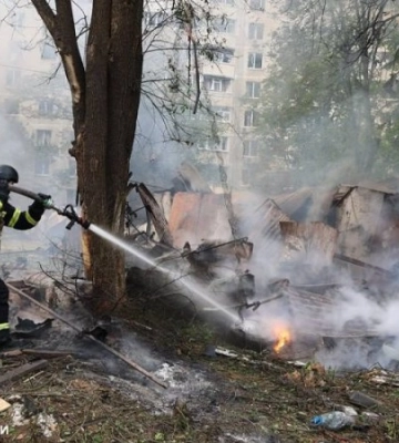 ДСНС показала наслідки ударів росіян по житлових кварталах Харкова
