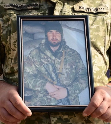 Сьогодні Рівне попрощається ще з одним полеглим на війні Героєм