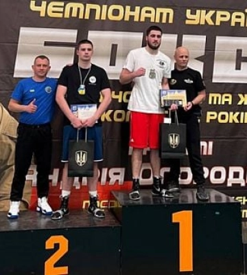 Криворожские боксеры завоевали серебро на Чемпионате Украины