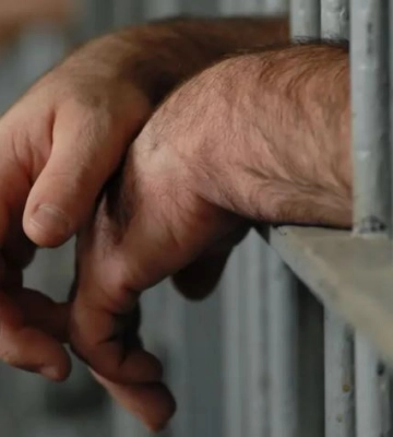 Суд в Хмельницкой области освободил первых двух заключенных, которые пойдут на фронт