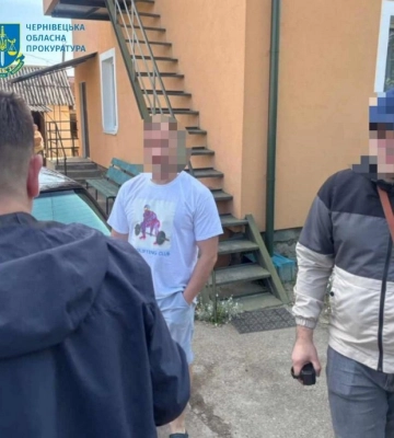 Шахрайство з експортом сої на понад 240 тис. доларів – повідомлено про підозру двом жителям Буковини