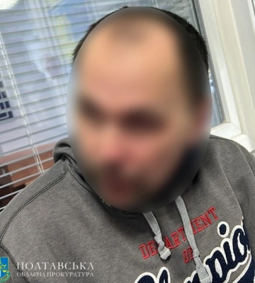 Розбійний напад на АЗС у Кременчуцькому районі – затримано чоловіка, який 14 років перебував у розшуку