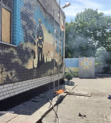 Росіяни вдарили по пожежному депо у Нікопольському районі