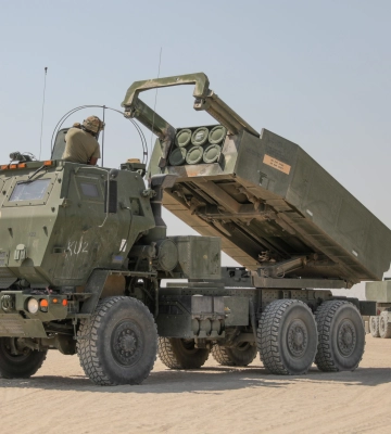 Системи Himars та боєприпаси. США готують нову допомогу для України – AP