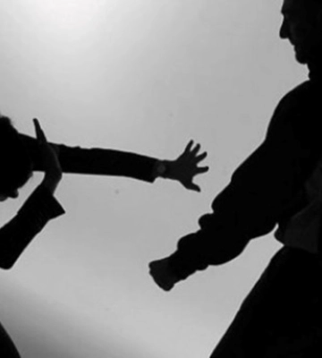 Киевлянина будут судить за систематическое издевательство над взрослой дочерью