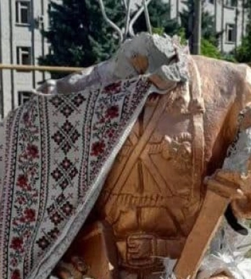 Ворожі ракети знищили пам&#039;ятник Нестору Махну у центрі Гуляйполя