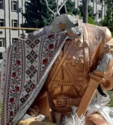 Ворожі ракети знищили пам&#039;ятник Нестору Махну у центрі Гуляйполя