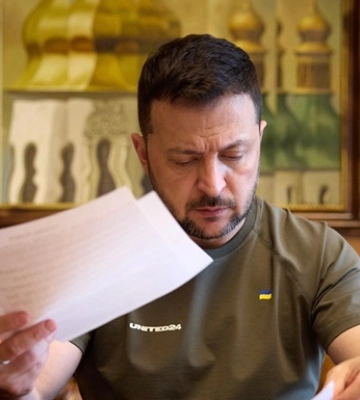 Зеленский провел переговоры с руководителями трех стран
