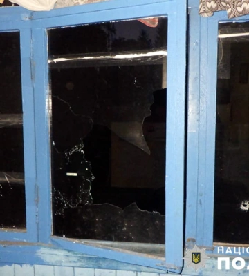 У Бердичеві чоловік з автомату обстріляв будинок, в якому живе його кохана (ФОТО)