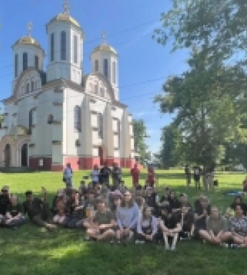 Більше ста юнаків і юнок рушило з Острога мандрувати «Стежками князів Острозьких»