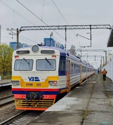 Київська кільцева електричка тимчасово змінює графік руху